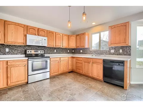 5857 Canyon Cir, Frederick, CO 80504 photo 6