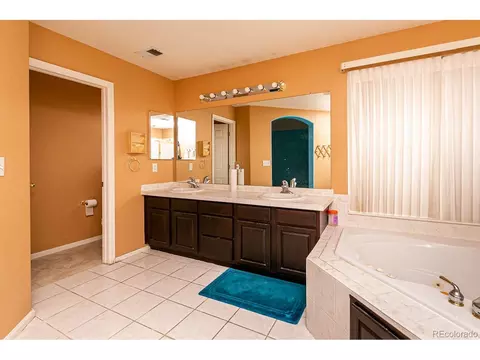1910 E 101st Ct, Thornton, CO 80229 photo 25