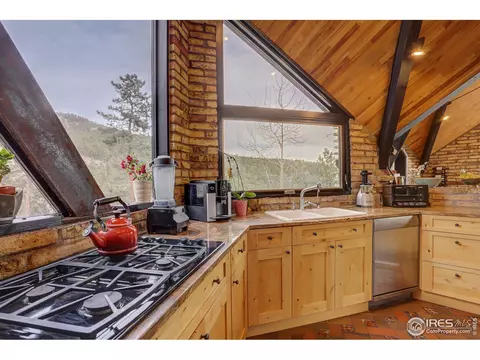 244 Arroyo Chico, Boulder, CO 80302 photo 10