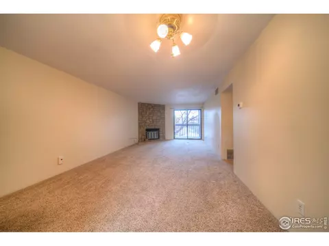 324 Wright St #206, Lakewood, CO 80228 photo 2