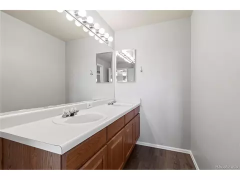 Bath - 7672 Bullet Rd, Peyton, CO 80831 photo 6 of 8