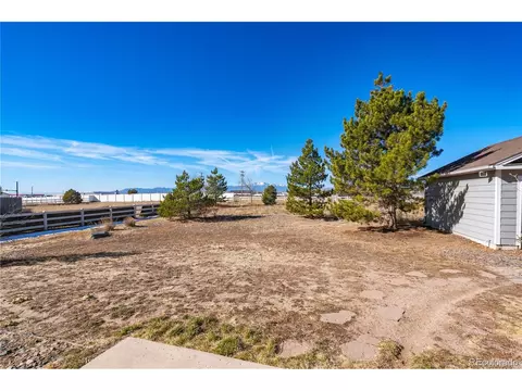 Exterior - 7672 Bullet Rd, Peyton, CO 80831 photo 4 of 6