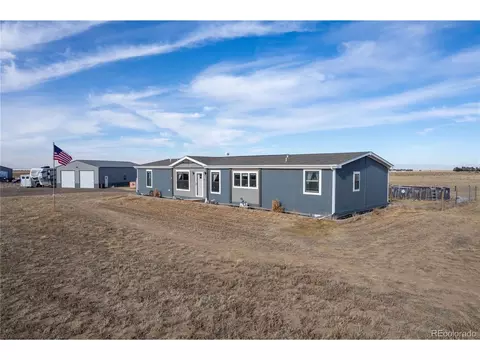 6011 County Road 77, Roggen, CO 80652