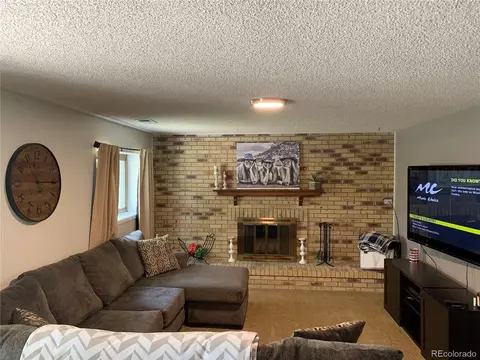 17958 E Pacific Pl, Aurora, CO 80013 photo 2