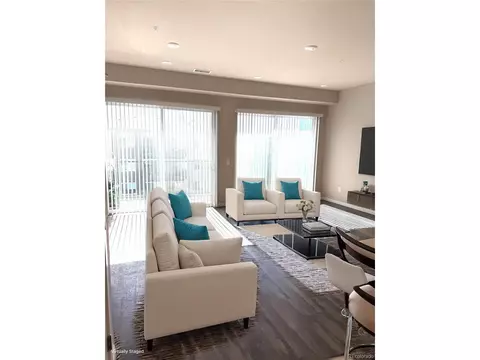 420 E Fremont Pl #402, Centennial, CO 80122