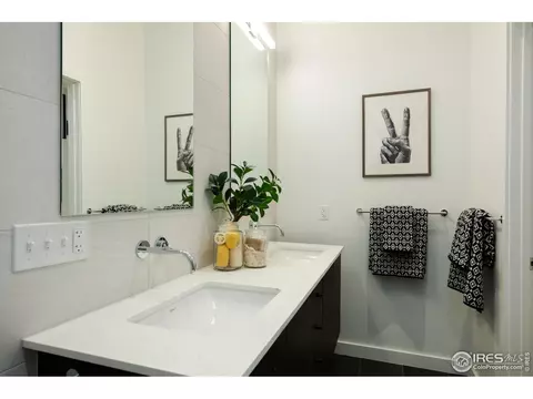 2306 Pearl St, Boulder, CO 80302 photo 28