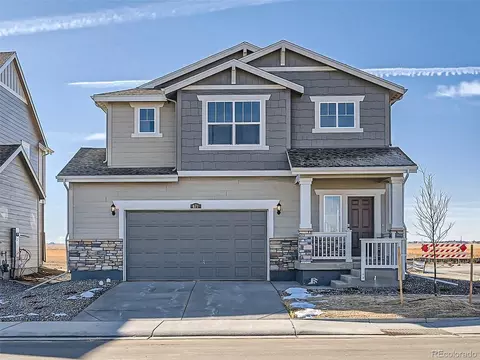671 Heartland Dr, Bennett, CO 80102