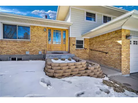 7422 E Bates Dr, Denver, CO 80231 photo 13