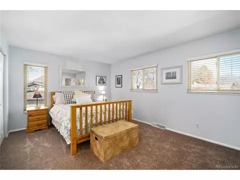 7422 E Bates Dr, Denver, CO 80231 photo 23