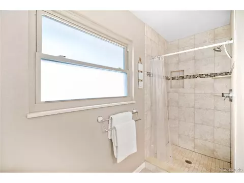7422 E Bates Dr, Denver, CO 80231 photo 27