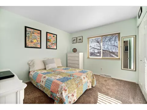 7422 E Bates Dr, Denver, CO 80231 photo 28