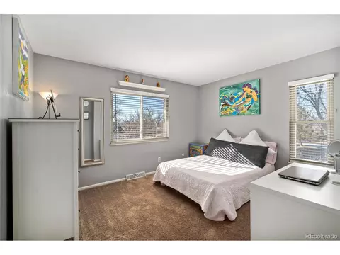 7422 E Bates Dr, Denver, CO 80231 photo 6
