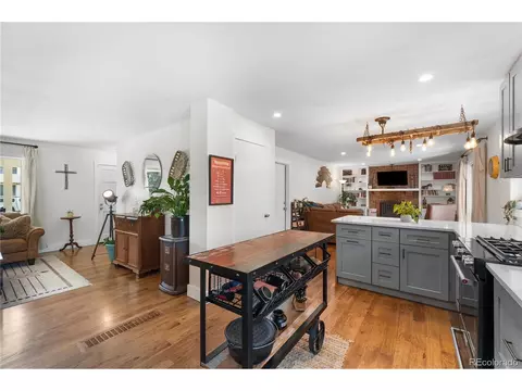 2534 S Eagle St, Aurora, CO 80014 photo 10