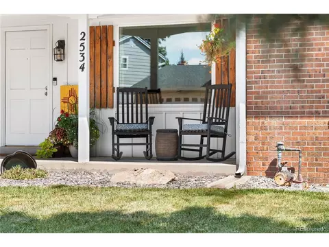 2534 S Eagle St, Aurora, CO 80014 photo 2