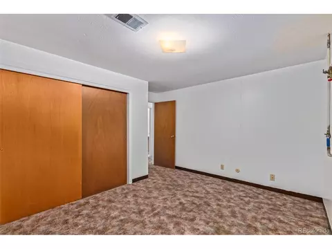 Undisclosed, Thornton, CO 80260 photo 28
