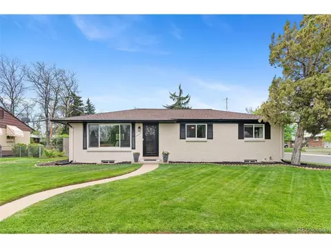 9790 E 5th Ave, Aurora, CO 80010