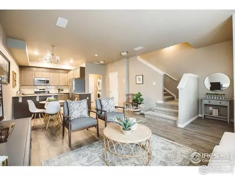 876 Winding Brook Dr, Berthoud, CO 80513 photo 3