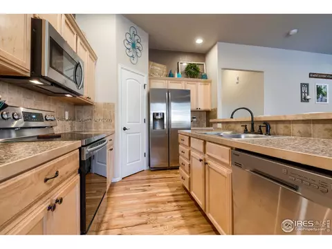 621 Dee Rd, Johnstown, CO 80534 photo 10