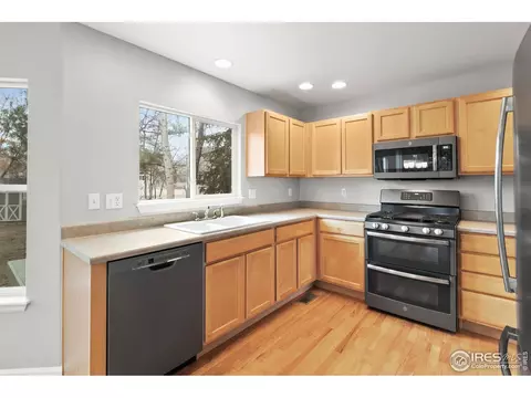 6526 Silverleaf Ct, Longmont, CO 80504 photo 11