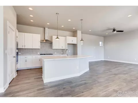 21481 E 60th Ave, Aurora, CO 80019 photo 13
