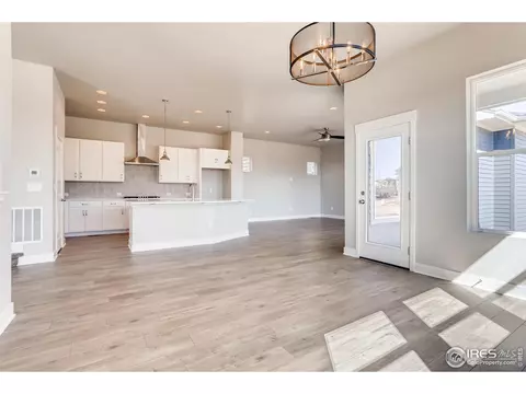21481 E 60th Ave, Aurora, CO 80019 photo 7