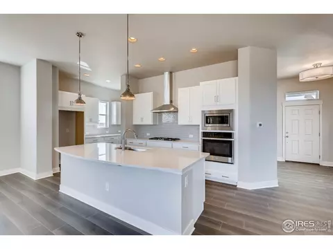 21621 E 60th Ave, Aurora, CO 80019 photo 11
