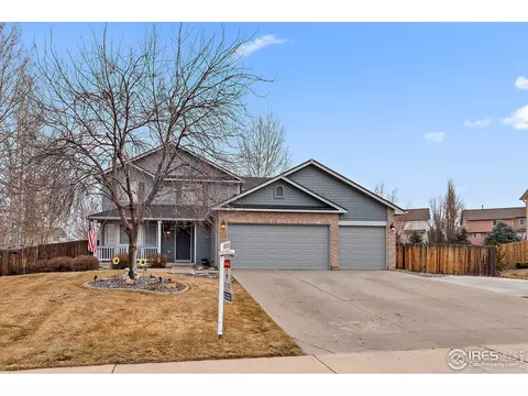 4858 Falcon Dr, Frederick, CO 80504 photo 2