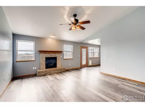 202 Eagle Ave, Mead, CO 80542 photo 2