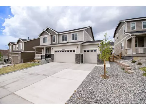22097 E Tufts Cir, Aurora, CO 80015