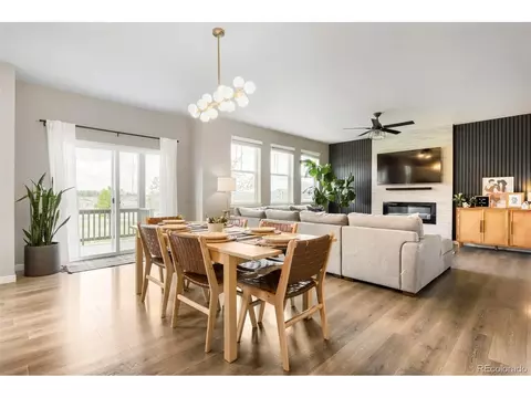 2001 Rosette Pl, Castle Rock, CO 80104