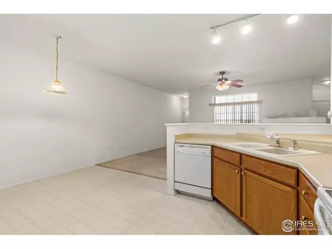3281 E 103rd Pl #1410, Thornton, CO 80229 photo 15