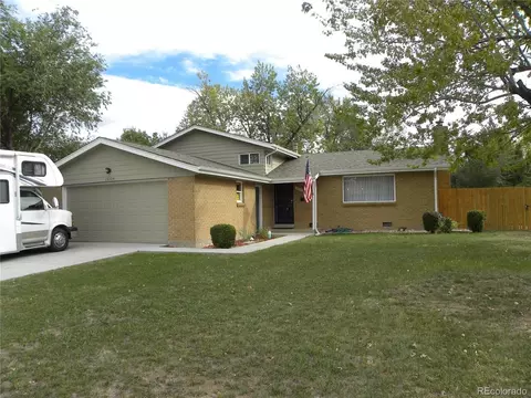 13204 E Parkview Dr, Aurora, CO 80011