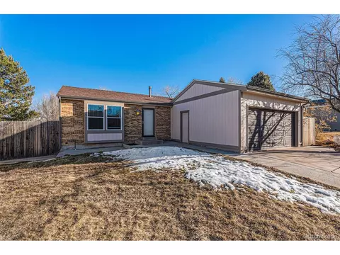 2744 S Uravan St, Aurora, CO 80013 photo 2