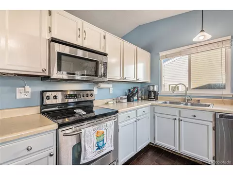 2744 S Uravan St, Aurora, CO 80013 photo 6
