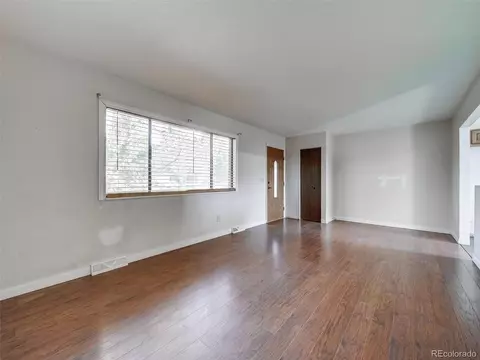 16552 E 7th Pl, Aurora, CO 80011 photo 8
