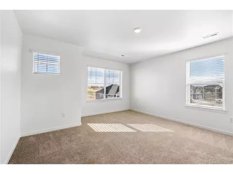 27554 E Byers Ave, Aurora, CO 80018 photo 17