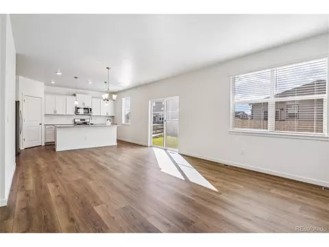 27554 E Byers Ave, Aurora, CO 80018 photo 11