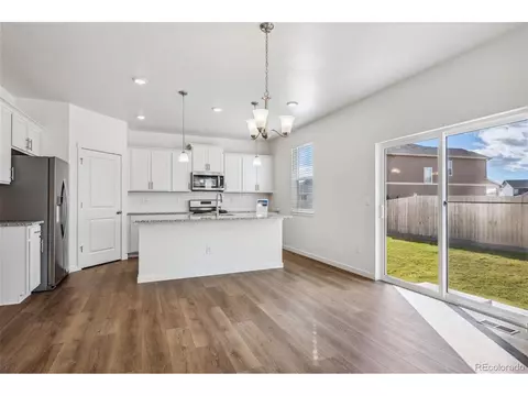 27554 E Byers Ave, Aurora, CO 80018 photo 7