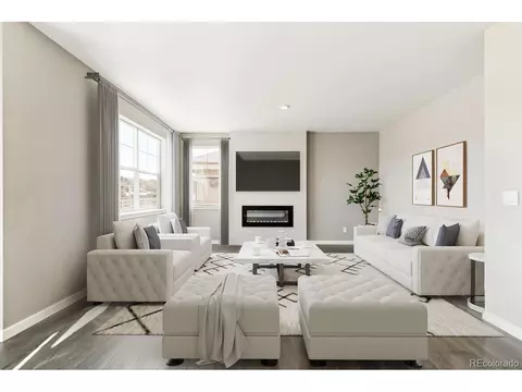27554 E Byers Ave, Aurora, CO 80018 photo 3
