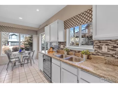 3393 Sentinel Dr, Boulder, CO 80301 photo 9