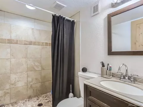 4721 Carson St, Denver, CO 80239 photo 24
