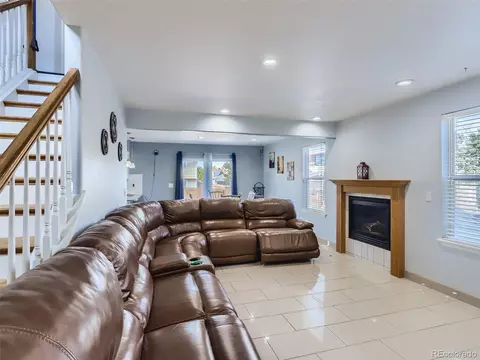 4721 Carson St, Denver, CO 80239 photo 12