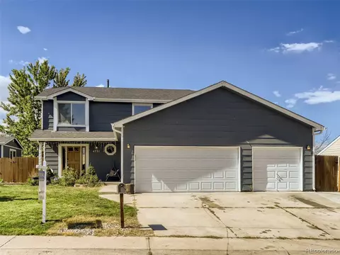 4721 Carson St, Denver, CO 80239 photo 1