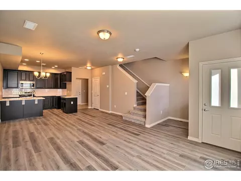 886 Winding Brook Dr, Berthoud, CO 80513 photo 2