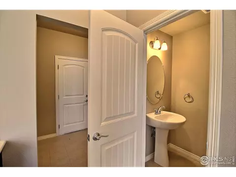 886 Winding Brook Dr, Berthoud, CO 80513 photo 3