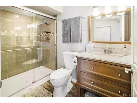 Bath - 7548 E 122nd Pl, Thornton, CO 80602 photo 6 of 7