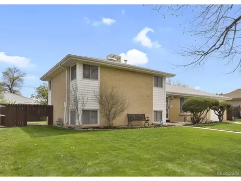 3054 Carson St, Aurora, CO 80011 photo 3