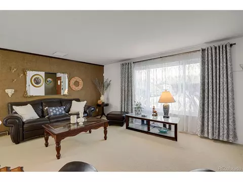 3054 Carson St, Aurora, CO 80011 photo 8