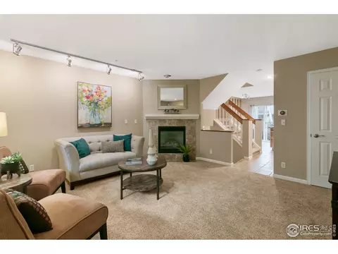 3272 Sentinel Dr, Boulder, CO 80301 photo 2