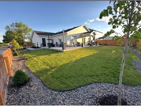 Exterior - 331 Lone Pine St, Fort Lupton, CO 80621 photo 2 of 3